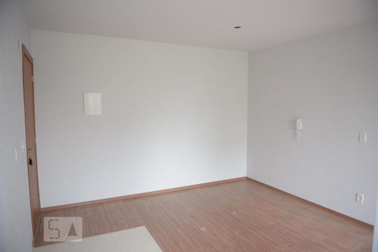 Sala de apartamento à venda com 2 quartos, 45m² em Olaria, Canoas