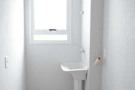 Apartamento à venda com 2 quartos, 45m² em Olaria, Canoas