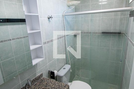Banheiro de kitnet/studio à venda com 1 quarto, 34m² em Norte (águas Claras), Brasília