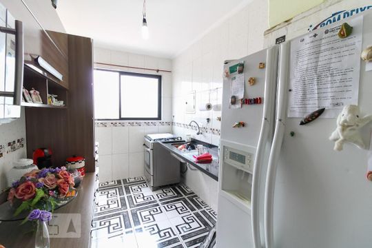 Cozinha de apartamento à venda com 3 quartos, 78m² em Parque Fongaro, São Paulo