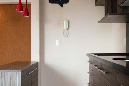 Cozinha de apartamento para alugar com 3 quartos, 70m² em Jardim Itu-sabará, Porto Alegre