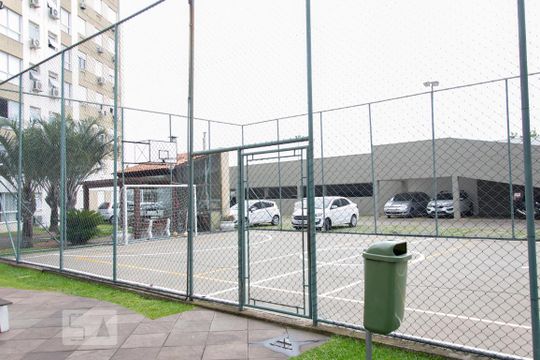 Área Comum - Quadra Esportiva de apartamento para alugar com 3 quartos, 70m² em Jardim Itu-sabará, Porto Alegre