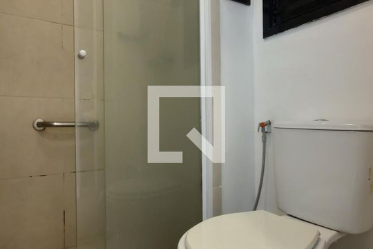 Banheiro Social de apartamento para alugar com 1 quarto, 36m² em Jacarepaguá, Rio de Janeiro