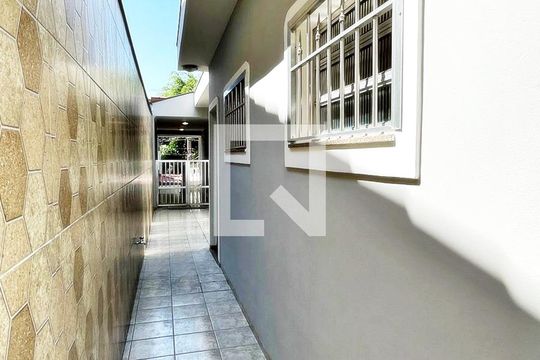 Área Externa de casa à venda com 3 quartos, 181m² em Jardim Santa Mena, Guarulhos