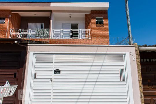 Fachada de casa à venda com 3 quartos, 173m² em Vila Guiomar, Santo André