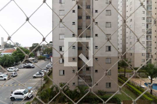 Vista do Quarto 2 de apartamento à venda com 2 quartos, 48m² em Vila Liviero, São Paulo
