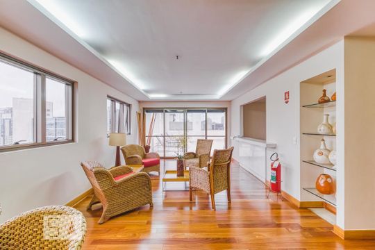 Lounge de apartamento para alugar com 3 quartos, 80m² em Vila Nova Conceição, São Paulo