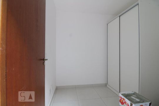 Dormitório 2 de apartamento para alugar com 2 quartos, 39m² em Maranhão, São Paulo