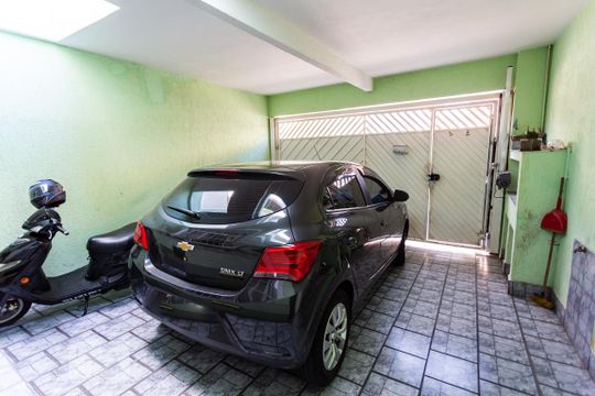 Garagem de casa à venda com 3 quartos, 150m² em Vila Sao Luis(zona Oeste), São Paulo