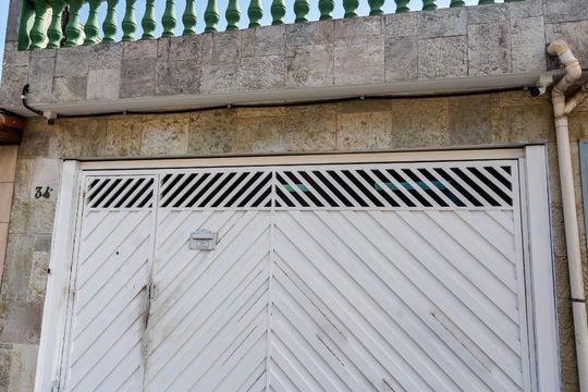 Fachada de casa à venda com 3 quartos, 150m² em Vila Sao Luis(zona Oeste), São Paulo