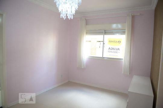 Apartamento para alugar com 3 quartos, 70m² em Marechal Rondon, Canoas