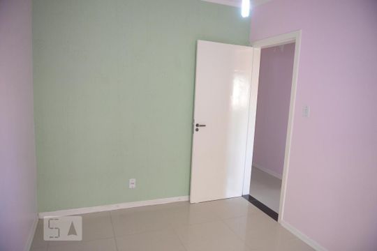 Apartamento para alugar com 3 quartos, 70m² em Marechal Rondon, Canoas