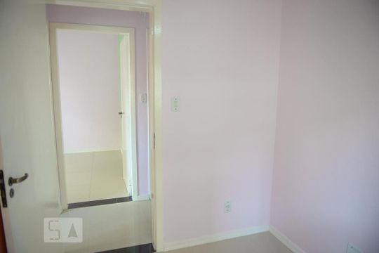 Apartamento para alugar com 3 quartos, 70m² em Marechal Rondon, Canoas