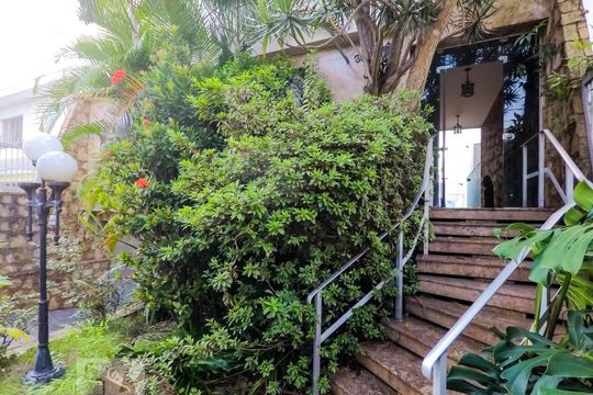 Casa à venda com 4 quartos, 388m² em Bosque da Saúde, São Paulo