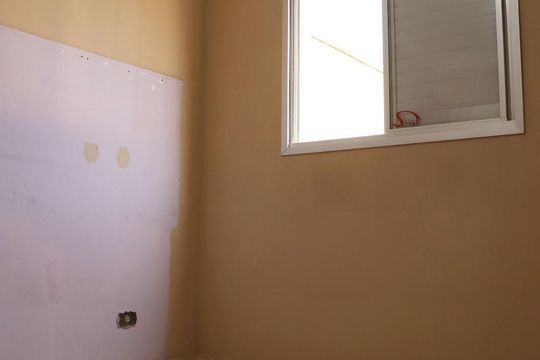 Quarto 1 de apartamento à venda com 2 quartos, 55m² em Parque São Vicente, Mauá