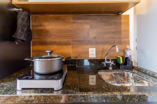 Cozinha de kitnet/studio para alugar com 1 quarto, 30m² em Centro Histórico de São Paulo, São Paulo