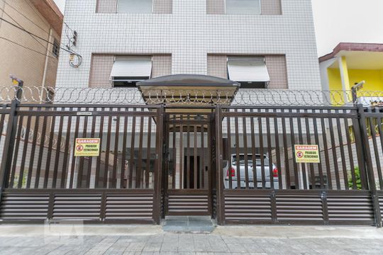 Fachada de apartamento para alugar com 2 quartos, 70m² em Embaré, Santos