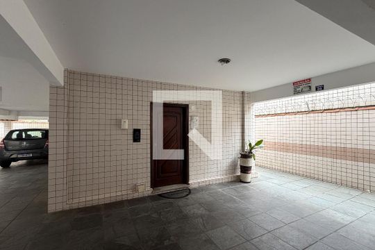 Área comum de apartamento para alugar com 2 quartos, 70m² em Embaré, Santos