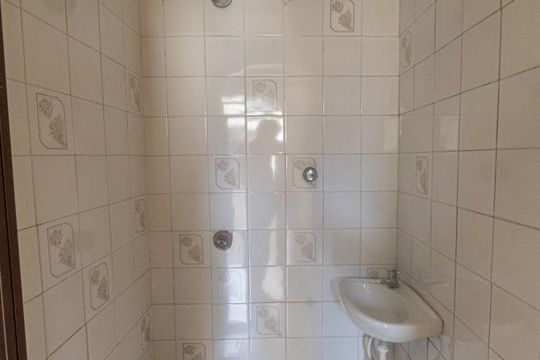 Banheiro de Serviço de casa para alugar com 3 quartos, 280m² em Vila Invernada, São Paulo