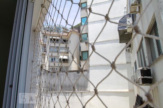 Vista do Quarto 1 de apartamento para alugar com 3 quartos, 188m² em Lagoa, Rio de Janeiro
