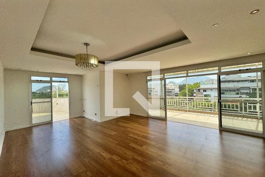 Apartamento à venda com 3 quartos, 204m² em Recreio dos Bandeirantes, Rio de Janeiro