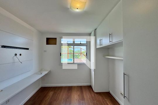 Quarto 1 de apartamento à venda com 3 quartos, 204m² em Recreio dos Bandeirantes, Rio de Janeiro