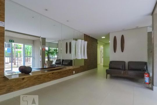 Hall de Entrada de apartamento à venda com 2 quartos, 64m² em Vila Moraes, São Paulo