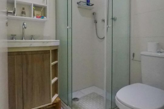 Banheiro de apartamento à venda com 2 quartos, 64m² em Vila Moraes, São Paulo
