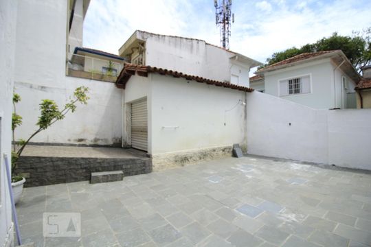 Área Externa de casa à venda com 3 quartos, 200m² em Vila Mariana, São Paulo