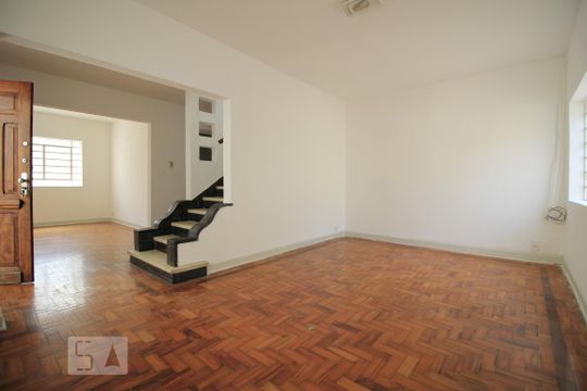 Sala de casa à venda com 3 quartos, 200m² em Vila Mariana, São Paulo