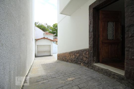 Área Externa de casa à venda com 3 quartos, 200m² em Vila Mariana, São Paulo