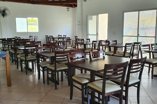 salao de apartamento para alugar com 2 quartos, 51m² em Jardim Nova Europa, Campinas