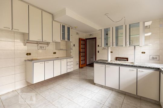 Cozinha de casa à venda com 2 quartos, 150m² em Água Fria, São Paulo