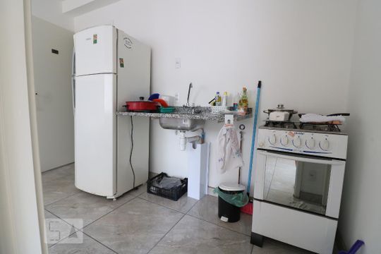 Cozinha de apartamento à venda com 1 quarto, 32m² em Bela Vista, São Paulo
