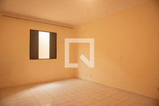 Quarto de casa à venda com 3 quartos, 202m² em São Judas, São Paulo