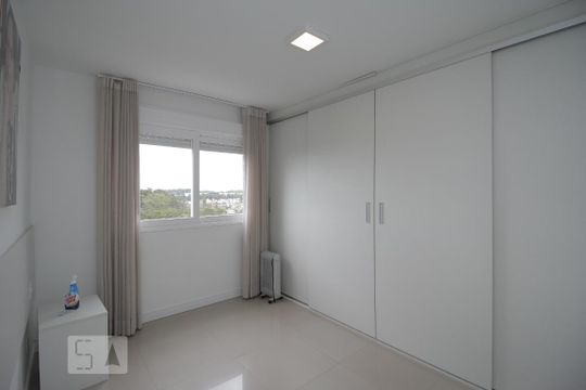 Suíte de apartamento à venda com 2 quartos, 70m² em Marechal Rondon, Canoas