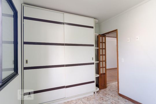 Quarto 1 de apartamento para alugar com 2 quartos, 58m² em Vila Santa Catarina, São Paulo