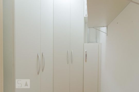 Closet de apartamento à venda com 2 quartos, 57m² em Vila Parque Jabaquara, São Paulo