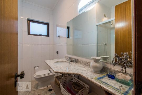 Banheiro 2 de casa à venda com 3 quartos, 200m² em Vila Mariana, São Paulo