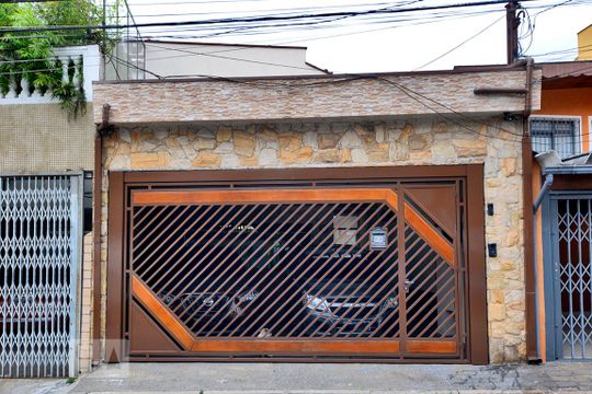 Fachada de casa à venda com 3 quartos, 220m² em Vila Anglo Brasileira, São Paulo
