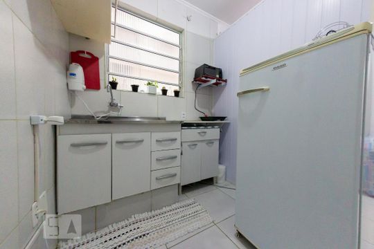 Kitnet/Studio para alugar com 1 quarto, 37m² em Centro Histórico, Porto Alegre