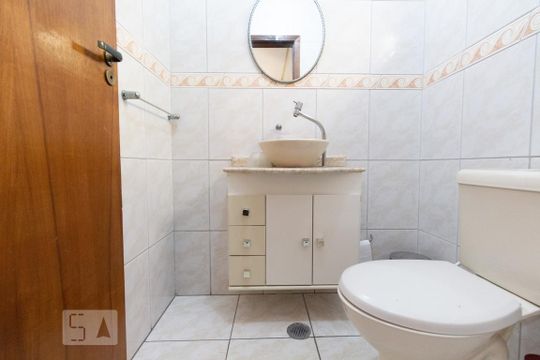 Lavabo de casa à venda com 3 quartos, 150m² em Vila São Paulo, São Paulo