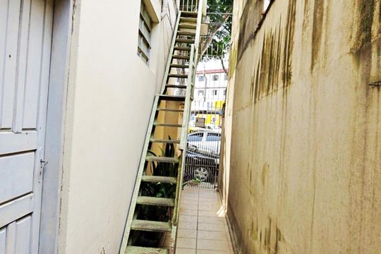 Quintal de casa à venda com 5 quartos, 210m² em Jardim Brasil (zona Norte), São Paulo
