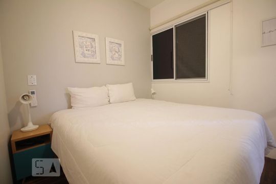 Suíte 1 de apartamento à venda com 2 quartos, 75m² em Vila Andrade, São Paulo