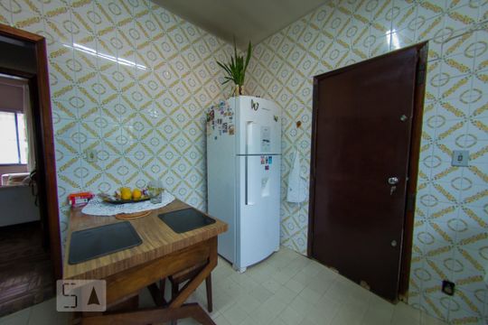 Cozinha de casa à venda com 3 quartos, 290m² em Vila Ida, São Paulo