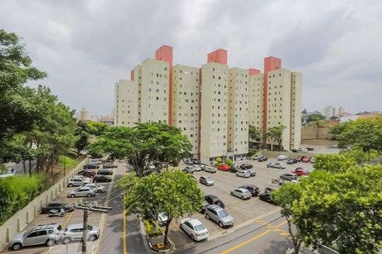 Vista Quarto 2 de apartamento para alugar com 2 quartos, 60m² em Vila da Saúde, São Paulo