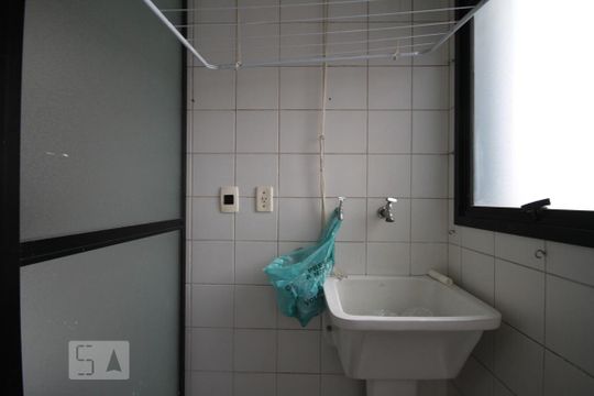 Área de serviço de apartamento para alugar com 1 quarto, 48m² em Ipiranga, São Paulo
