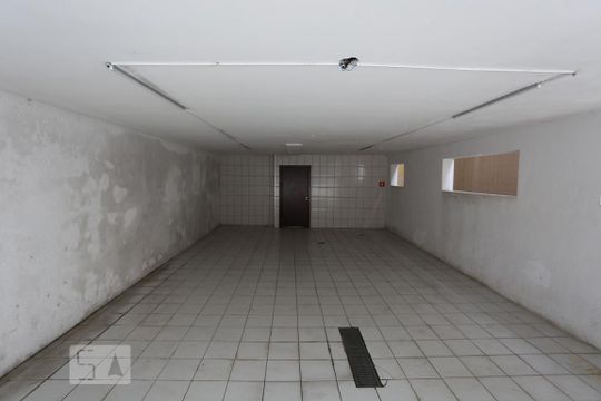 Garagem de casa para alugar com 4 quartos, 257m² em Rolinópolis, São Paulo