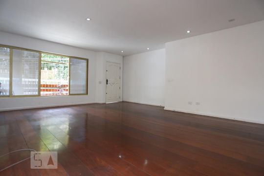 Sala de casa para alugar com 4 quartos, 257m² em Rolinópolis, São Paulo