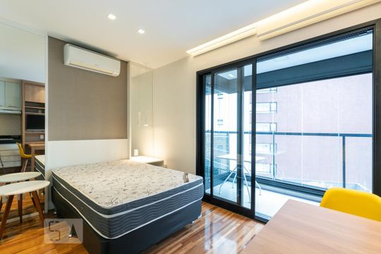 Kitnet/Studio à venda com 1 quarto, 24m² em Vila Olímpia, São Paulo